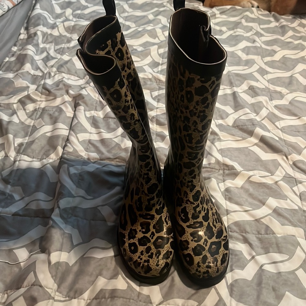 Capelli New York Leopard Print Rainboots